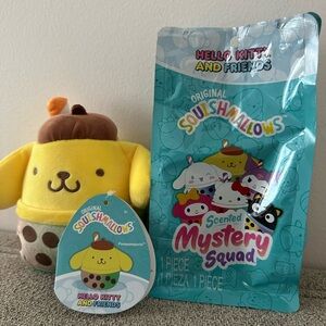 Nwt 5" Hello Kitty and Friends Pompompurin Plush and Scented Mystery Squad